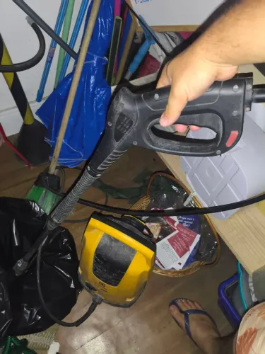 LAVADORA DE ALTA PRESSÃO ELECTROLUX ? FUNCIONANDO PERFEITAMENTE!