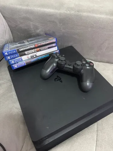 PS4 Slim 800GB usado