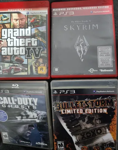 4 jogos para ps3 por R$120 reais