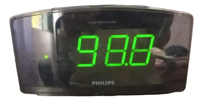 Rádio Relógio Philips Aj3400/37 # (Usado)