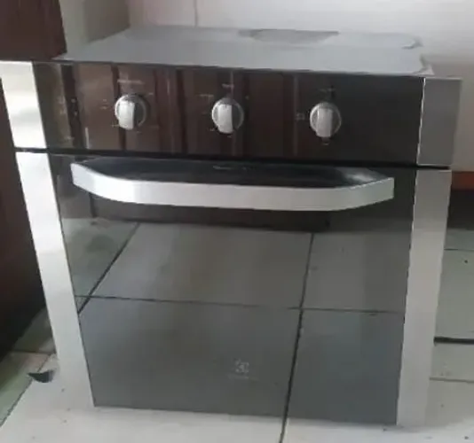 Forno imbutir Electrolux 