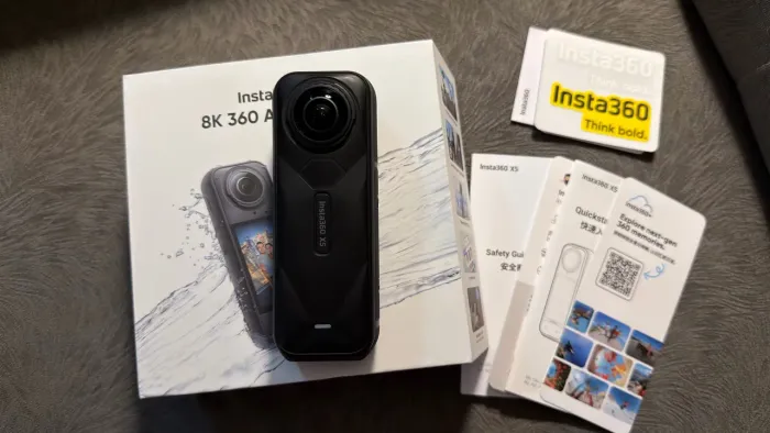 Câmera Insta360 X5 - muito nova
