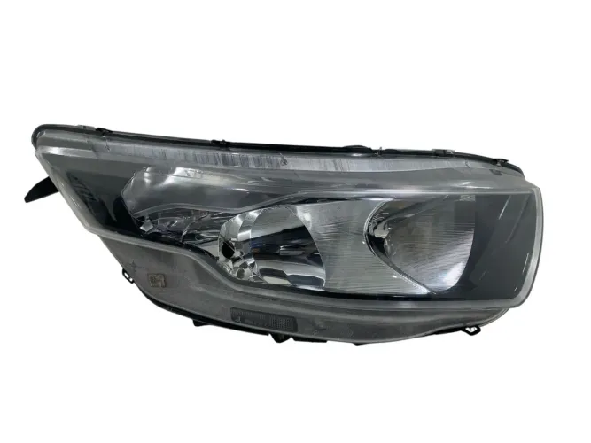 Farol lado direito daily Iveco 2021/2026