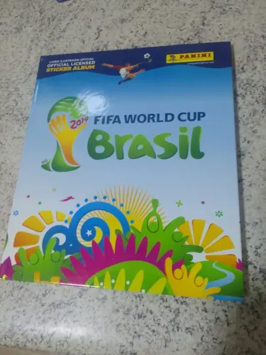 Álbum Copa Do Mundo Brasil 2014 Capa Dura Completo
