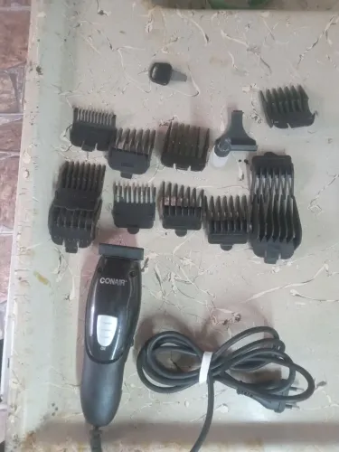 Máquina de Cortar Cabelo Marca Conair