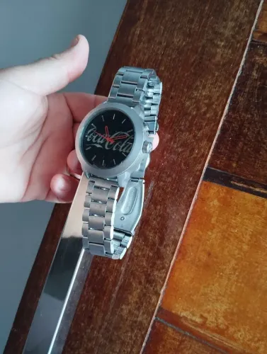 Relógio masculino TOUCH -coca cola e resistente à água -simTW2036LCT/4K valor 120$