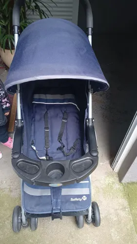 CARRINHO DE BEBE SAFETY 1ST AZUL MARINHO SEMI NOVO