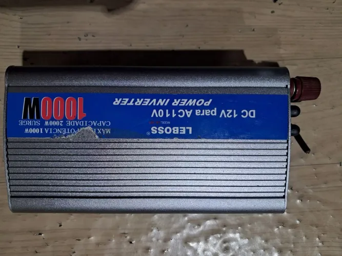 Vende-se inversor capacidade até de 2000 watts 12 para 127