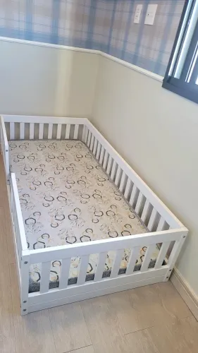 Cama infantil + Colchão (Alô Bebê)