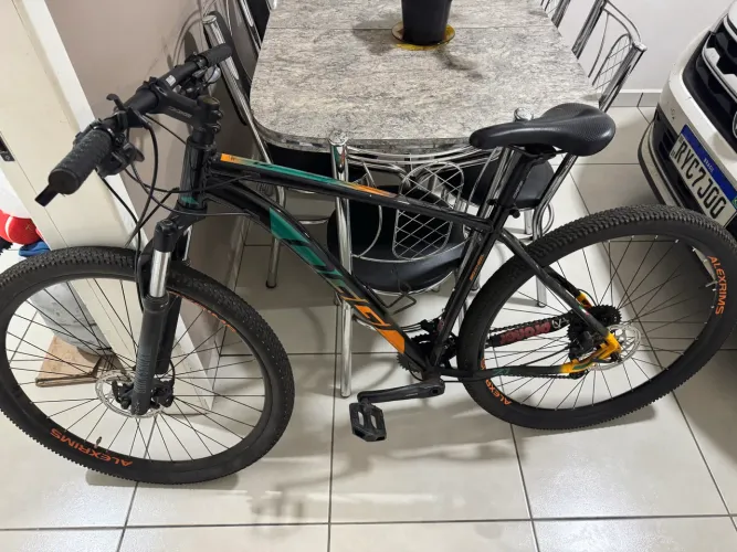 Bicicleta Oggi 7.1 Tamanho 19