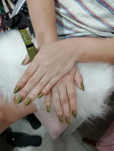alongamento de unhas