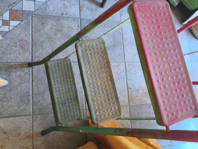 Escada metal 5 degraus