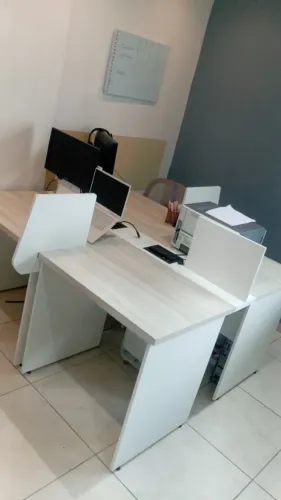 Mesa Estação de Trabalho 4 lugares para Escritorio 