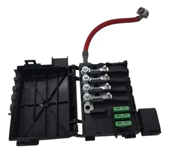 Caixa Fusiveis Modulo Positivo Bateria Vw Bora 2.0 Aut 2008