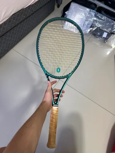 wilson blade 98 v9