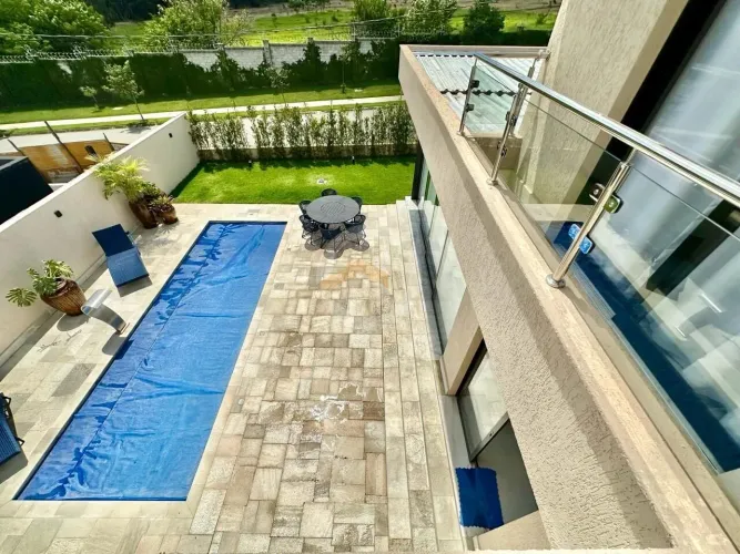 Sobrado esquina MOBILIADA e DECORADO com 5 suites no Parqville Pinheiros