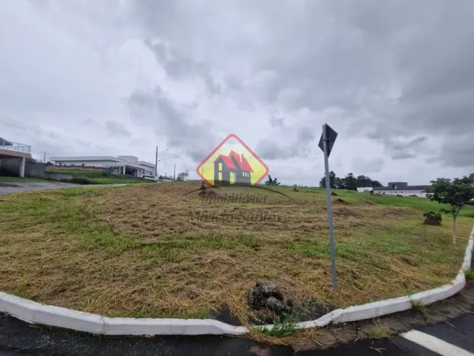 Venda de Terreno / Condomínio na cidade de Taubaté