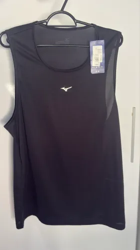 Regata Preta Mizuno