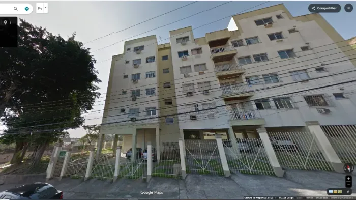 Vendo Excelente Apartamento no Campinho com 2 Quartos, Varanda e Vaga de Garagem