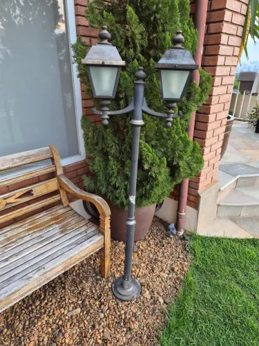 Poste de Luz para Jardim Duplo Colonial Vintage Estilo Retro