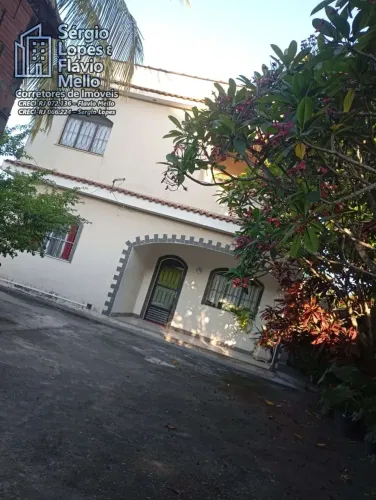ITABORAÍ - 2 Casas no mesmo terreno próximo ao Merc. Atacadão Cod(743IV)