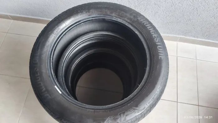Pneus 205/55 R17 BRIDGESTONE 
