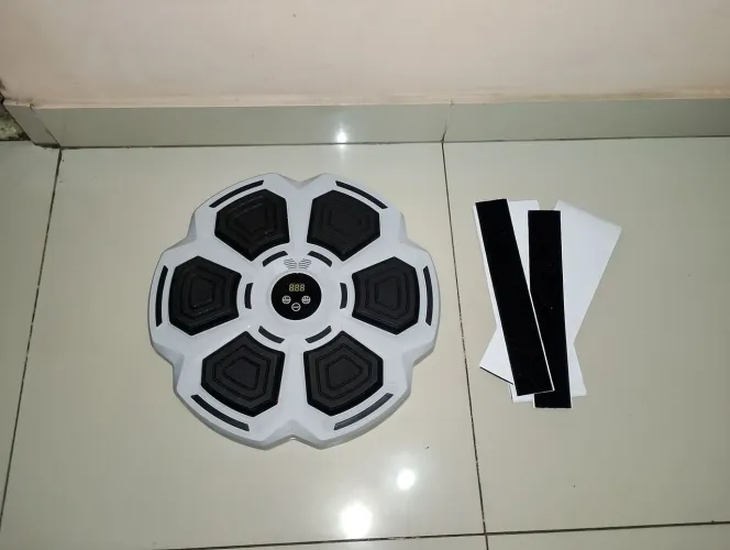 Máquina de box luz e música
