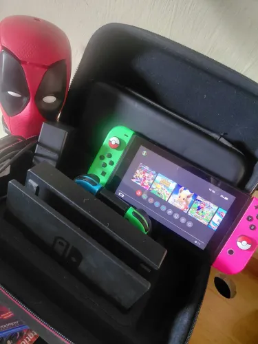Nintendo switch, cartão 64gb com magia