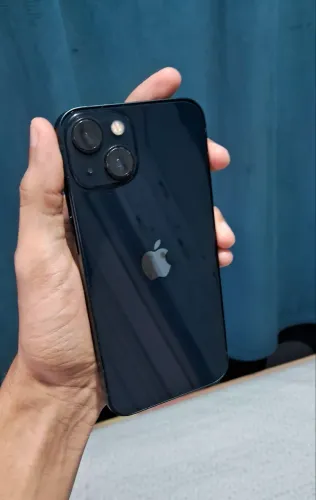 iPhone 13