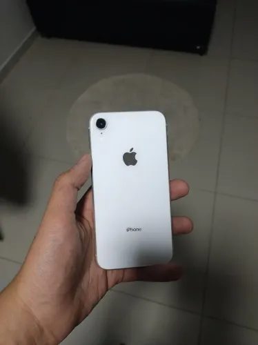 iPhone XR 64gb