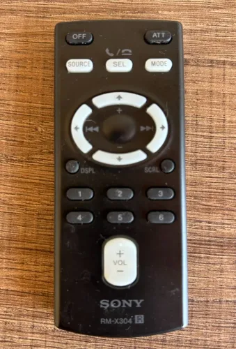 Controle Remoto Sony Modelo Rm-x304 Para Som Veicular