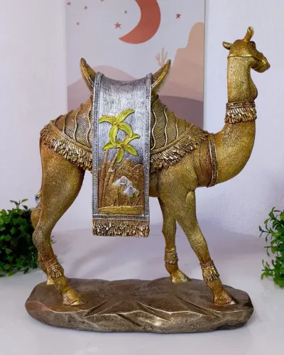 Estatueta grande de Camelo em Resina - Com pequena avaria.