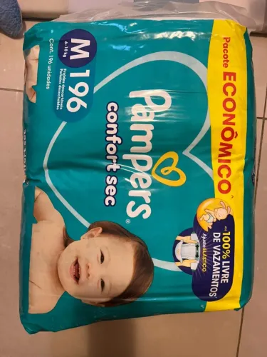 Fralda Pampers Confort Sec M 196 unidades (LACRADA)