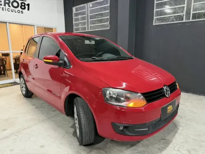 Volkswagen Fox 1.0 MI Total Flex 8V 3P 2013