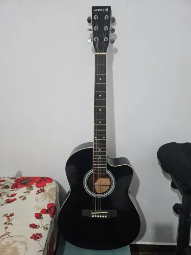 Violão Preto