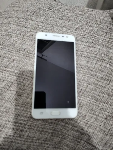 Samsung Galaxy J7 Prime