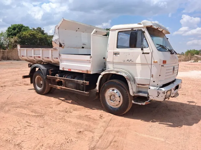 VW 12-140 1997 ACEITO CARRO MENOR VALOR