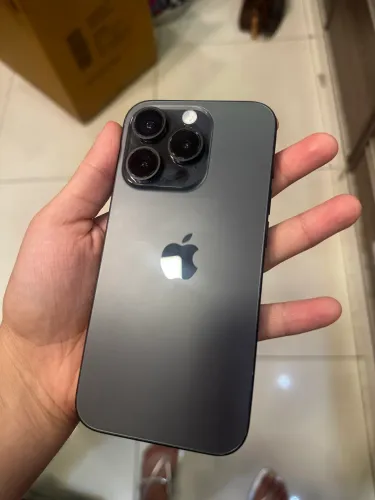 iPhone 15 pro 256gb