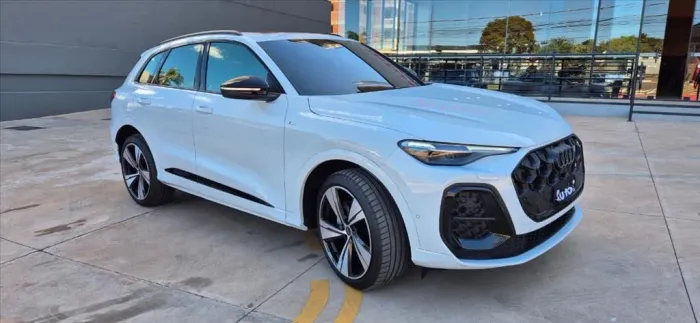 Audi Q5 S-line Black 2.0 TFSI Quat. S-tronic 2025
