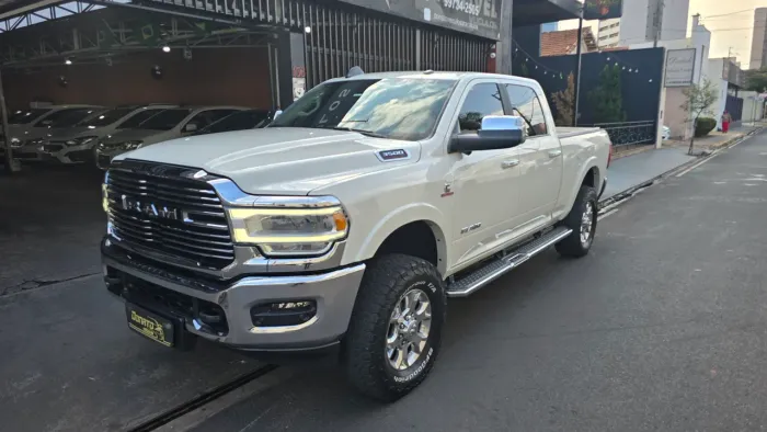 Ram 3500 Laramie 6.7 TB CD 4X4 Diesel 2022
