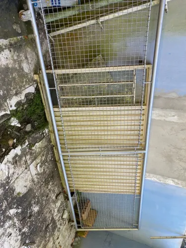 Vende se portão