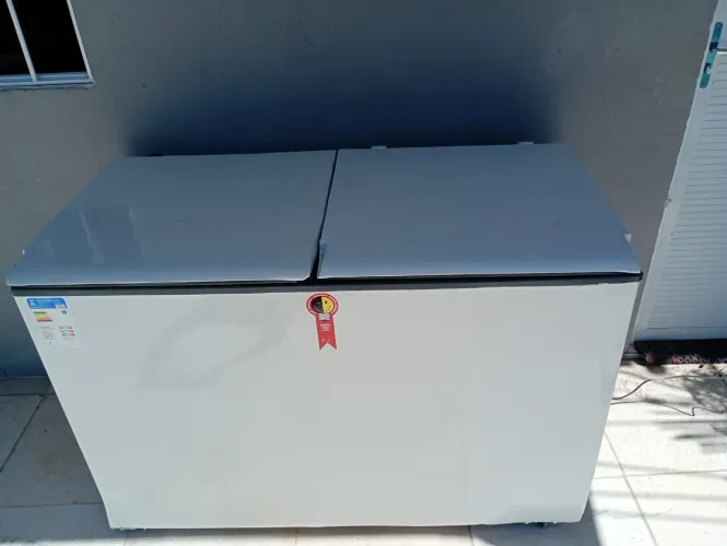 Frrezer horizontal Esmaltec entrego 