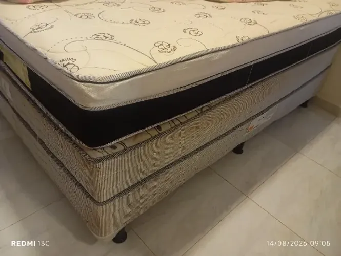 Cama Box Casal Semi Nova