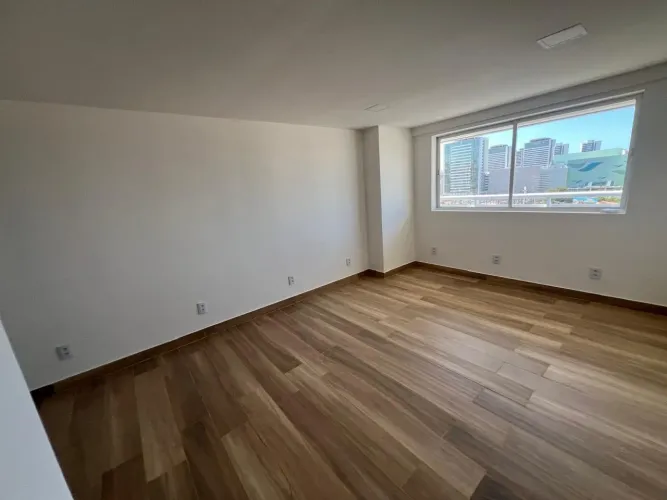 Sala comercial merit