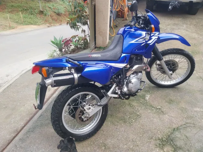 Xt 600E uma máquina