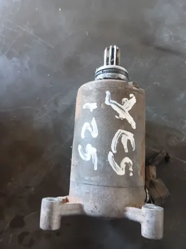 Motor de arranque da suzuki yes 125