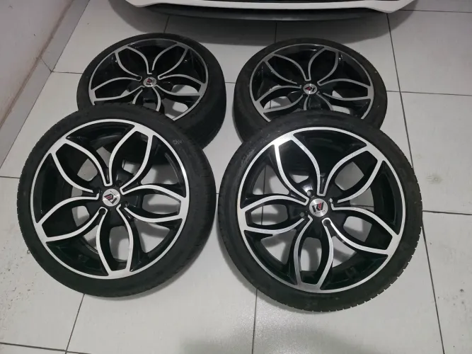 Rodas 18 com 4 Furos