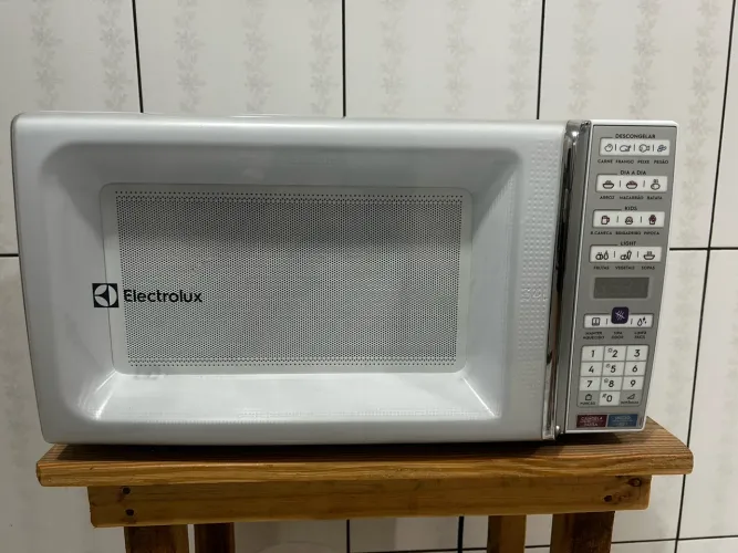 Microondas Electrolux 34 litros