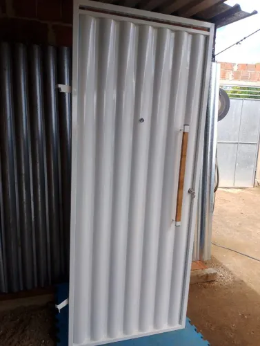 Portões em chapa de aço galvanizado