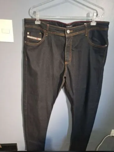 Calça masculina Diesel original 